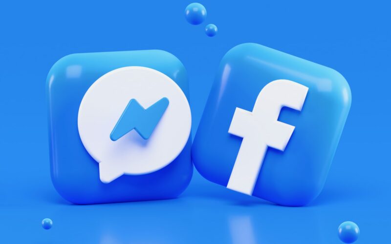 Во что инвестирует facebook. ctzhgbsxwli 3. Во что инвестирует facebook фото. Во что инвестирует facebook-ctzhgbsxwli 3. картинка Во что инвестирует facebook. картинка ctzhgbsxwli 3. В сообщении за подписью вице-президента Facebook, главы Reality Labs Эндрю Босворт и вице-президент по глобальными вопросам Ника Клегга, говорится, что через создаваемый фонд компания будет финансировать программы и внешние исследования, которые помогут ей в создании метавселенной — следующей цифровой платформы взаимодействия людей вне физического пространства и без привязки к определенным устройствам.